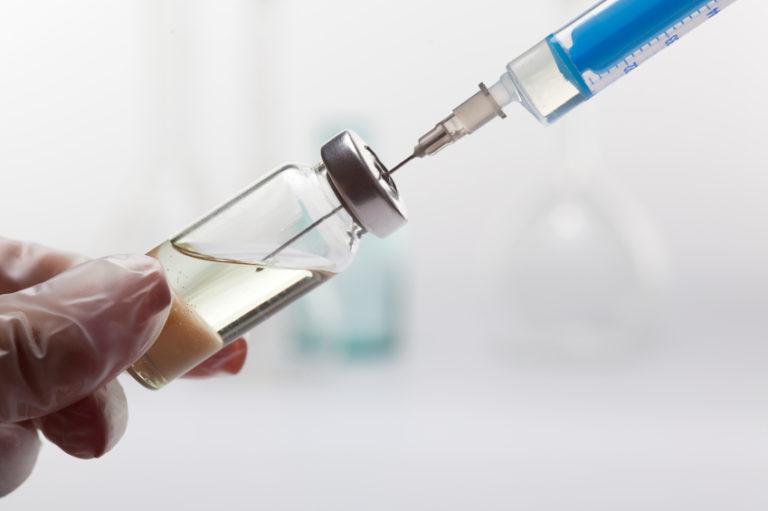 Paraíba recebe mais de 37 mil doses de vacina contra a Dengue