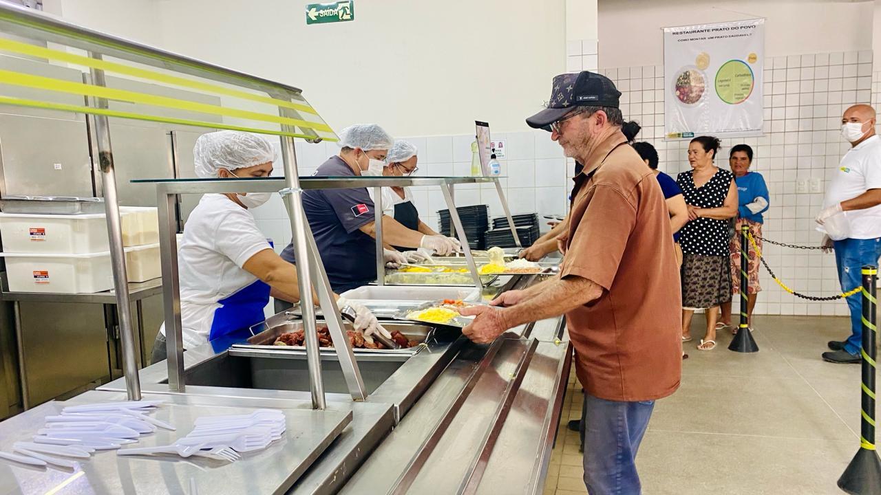 PRATO DO POVO: Prefeitura de Campina Grande comemora mais de 60 mil refeições distribuídas em seis meses de funcionamento do Restaurante Popular