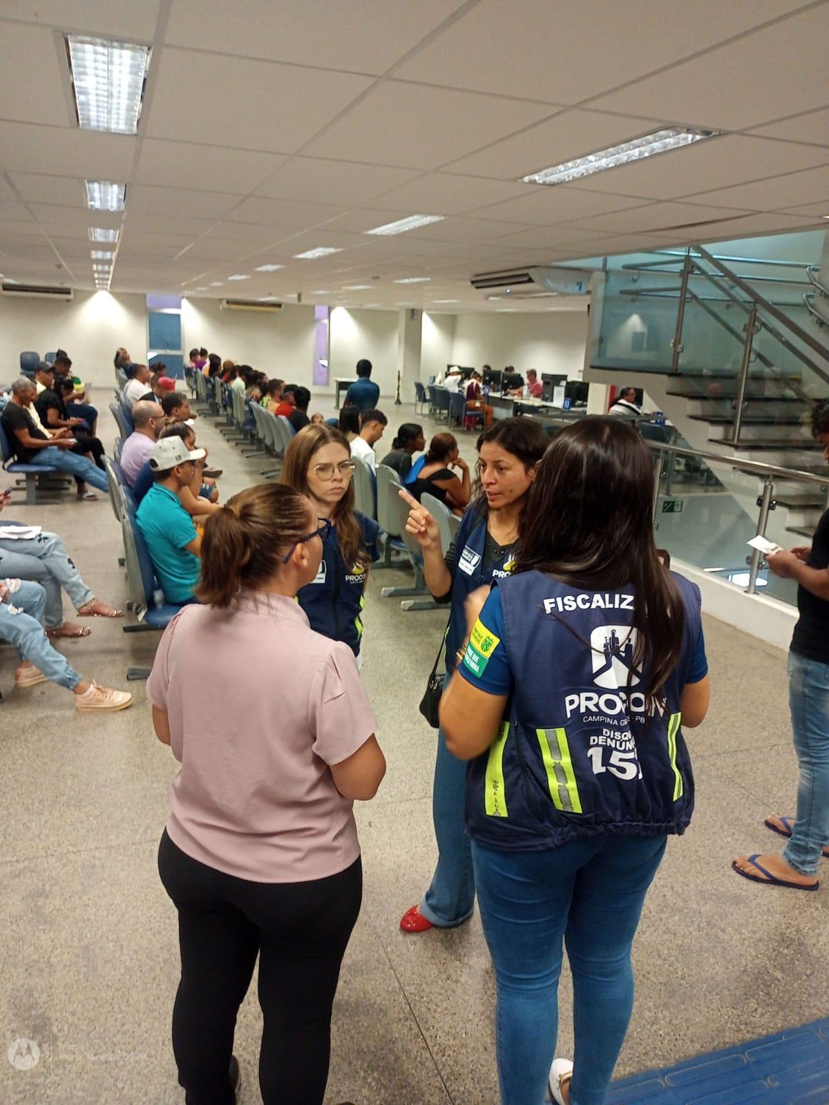 Procon de Campina Grande realiza Blitz Educativa em agências bancárias