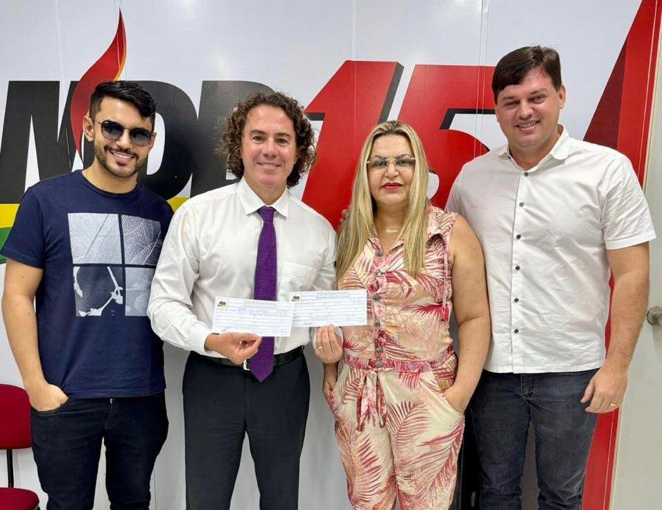 Ao lado de Veneziano e Taciano Diniz, Rúbia Matuto se filia ao MDB e confirma pré-candidatura à Prefeitura de Princesa Isabel