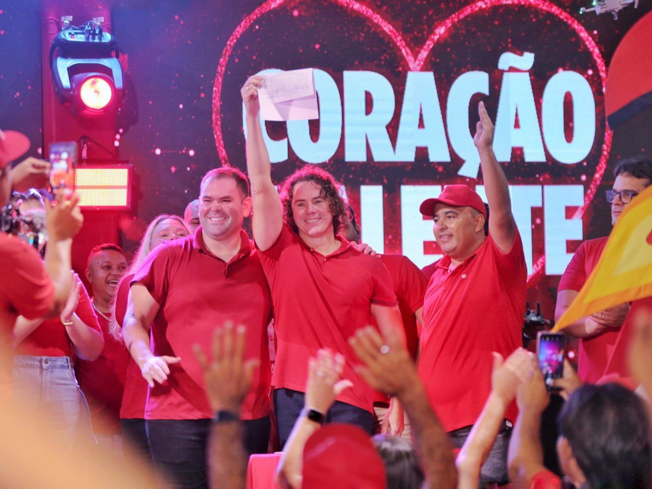 Com grande festa e presença de Veneziano, Alírio Filho se filia ao MDB e oficializa pré-candidatura à Prefeitura de Alagoinha