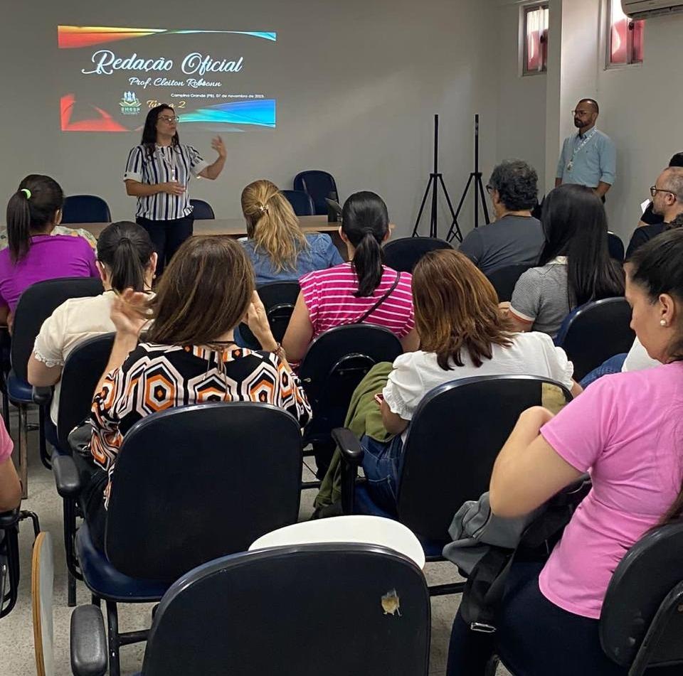 Curso de Redação Oficial na Escola Municipal de Serviço Público começa nesta terça-feira