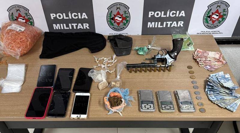 Polícia Militar apreende arma de fogo e drogas com dupla na zona sul de João Pessoa