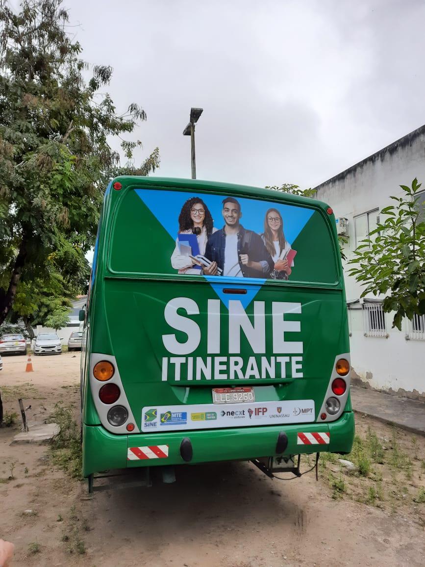 Semana de inauguração do Sine Itinerante registra 230 oportunidades de emprego cadastradas pelas empresas de Campina Grande