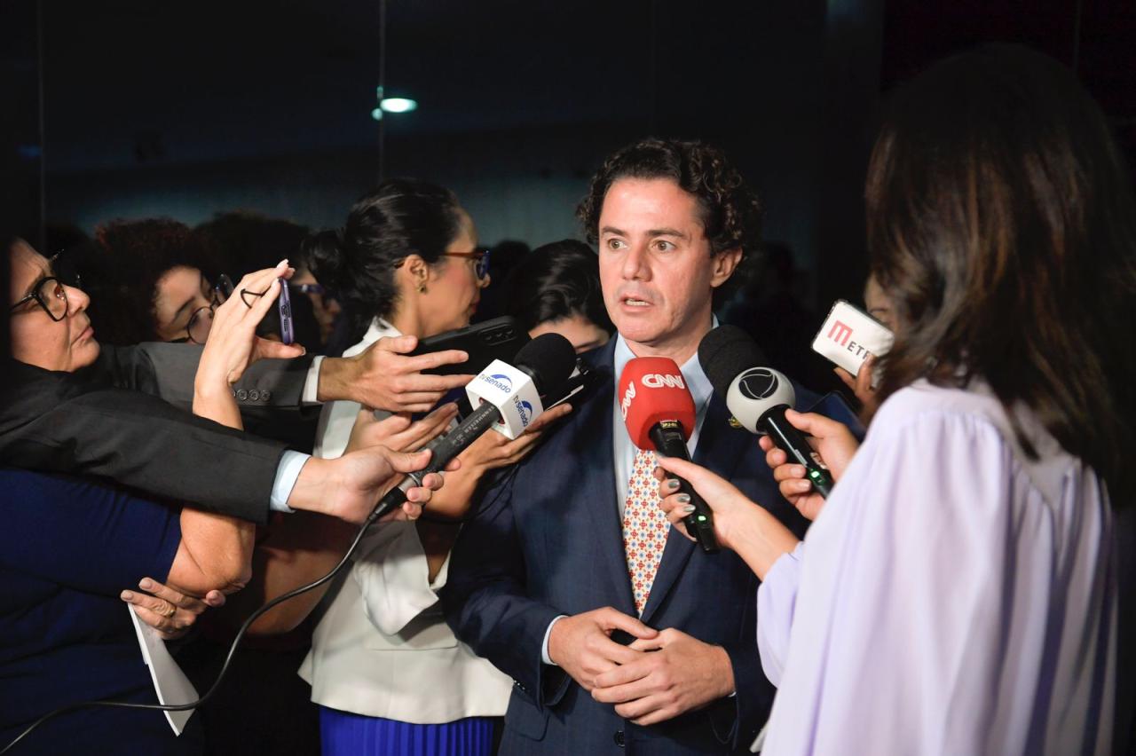 Senado atende requerimento de Veneziano e fará sessão nesta terça sobre retomada da concessão de benefícios para o setor de eventos