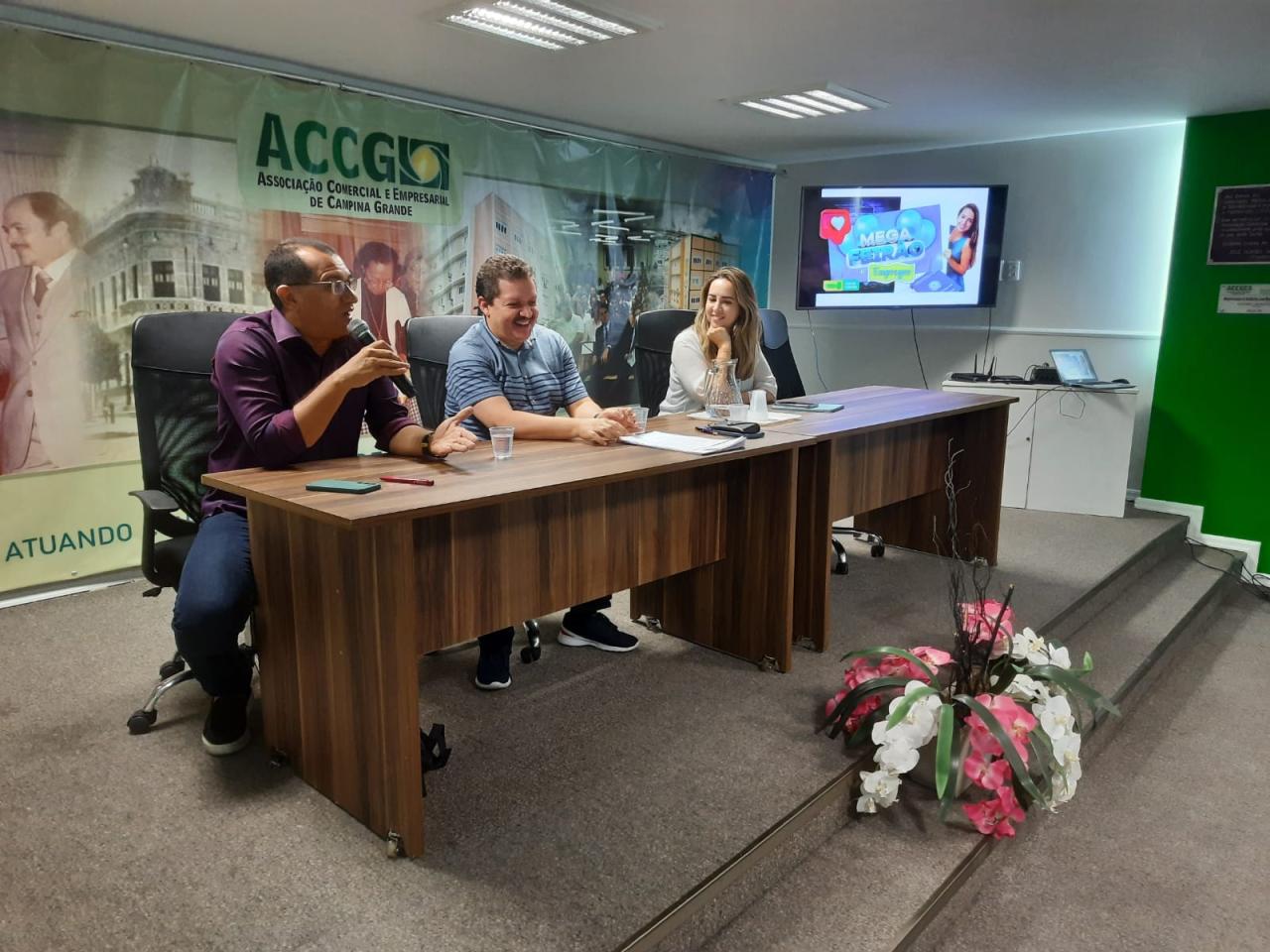 Sine Municipal apresenta projeto de Mega Feirão de Empregos em alusão ao mês do trabalhador