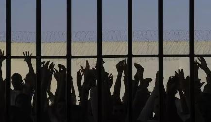 Congresso impõe derrota a Lula e acaba com ‘saidinhas’ de presos em feriados