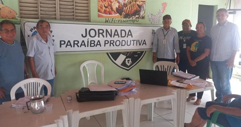 Empaer realiza jornada Paraíba Produtiva em Uiraúna e atende demanda de famílias agricultoras