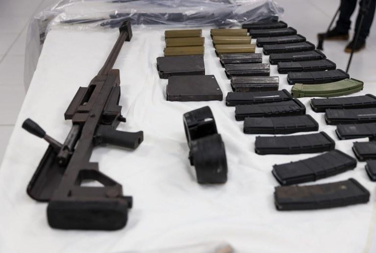 Operação que apreendeu arsenal na Paraíba é fruto de mais um ano de investigação, afirma secretário