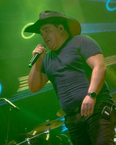 Segunda noite de forró no Parque do Povo mostrou novos artistas e os tradicionais do Nordeste