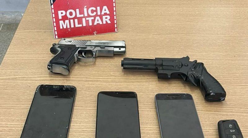 Suspeitos de roubo de carro são detidos durante ação policial na cidade de Campina Grande