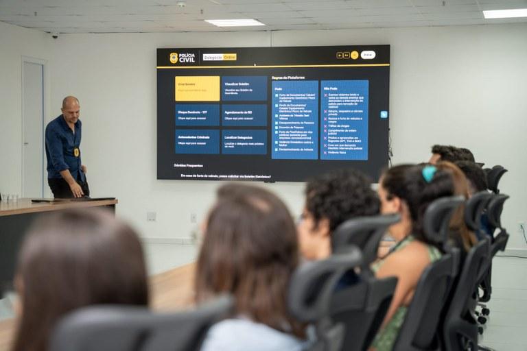 ACESSIBLIDADE: Polícia Civil e Codata lançam nova versão da Delegacia Online