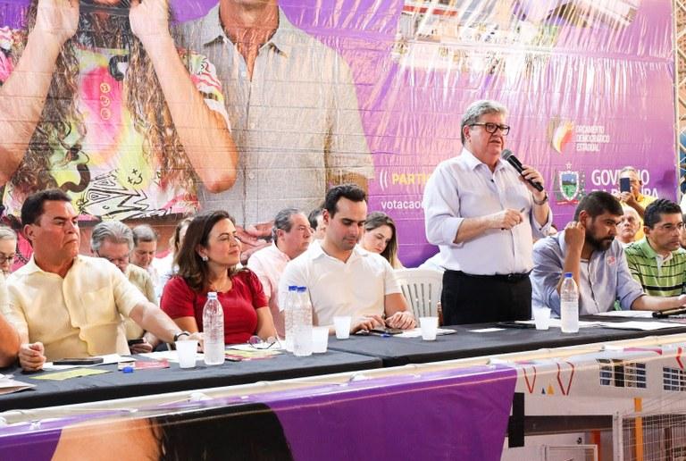 Em Pombal, João Azevêdo preside audiência do Orçamento Democrático e população elege prioridades de investimentos