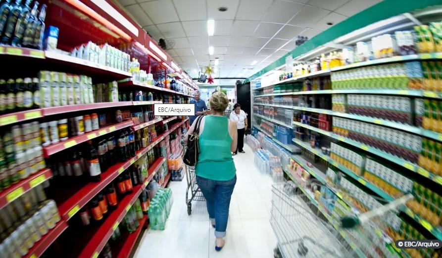Inflação de 2024 pesa mais para famílias de renda muito baixa