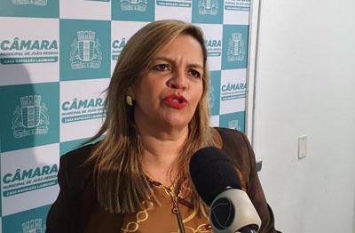 ‘Já estava escrito no Céu’, afirma Raíssa Lacerda após ser empossada como vereadora