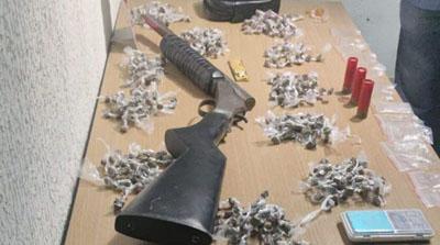 Polícia Militar apreende armas e drogas após confronto com integrantes de facção em Bayeux
