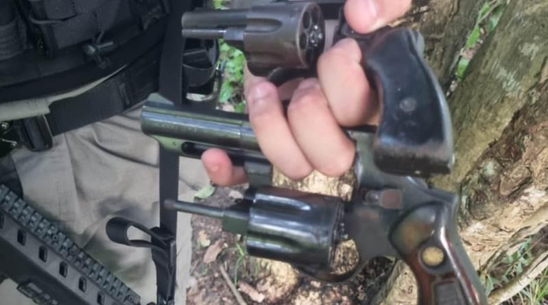 Polícia Militar frustra criminosos e apreende armas de fogo após confronto, na Capital