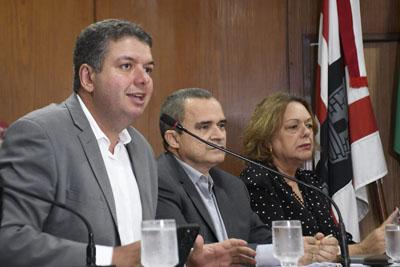 Secretários respondem questionamento de vereadores durante audiência pública da LDO 2025