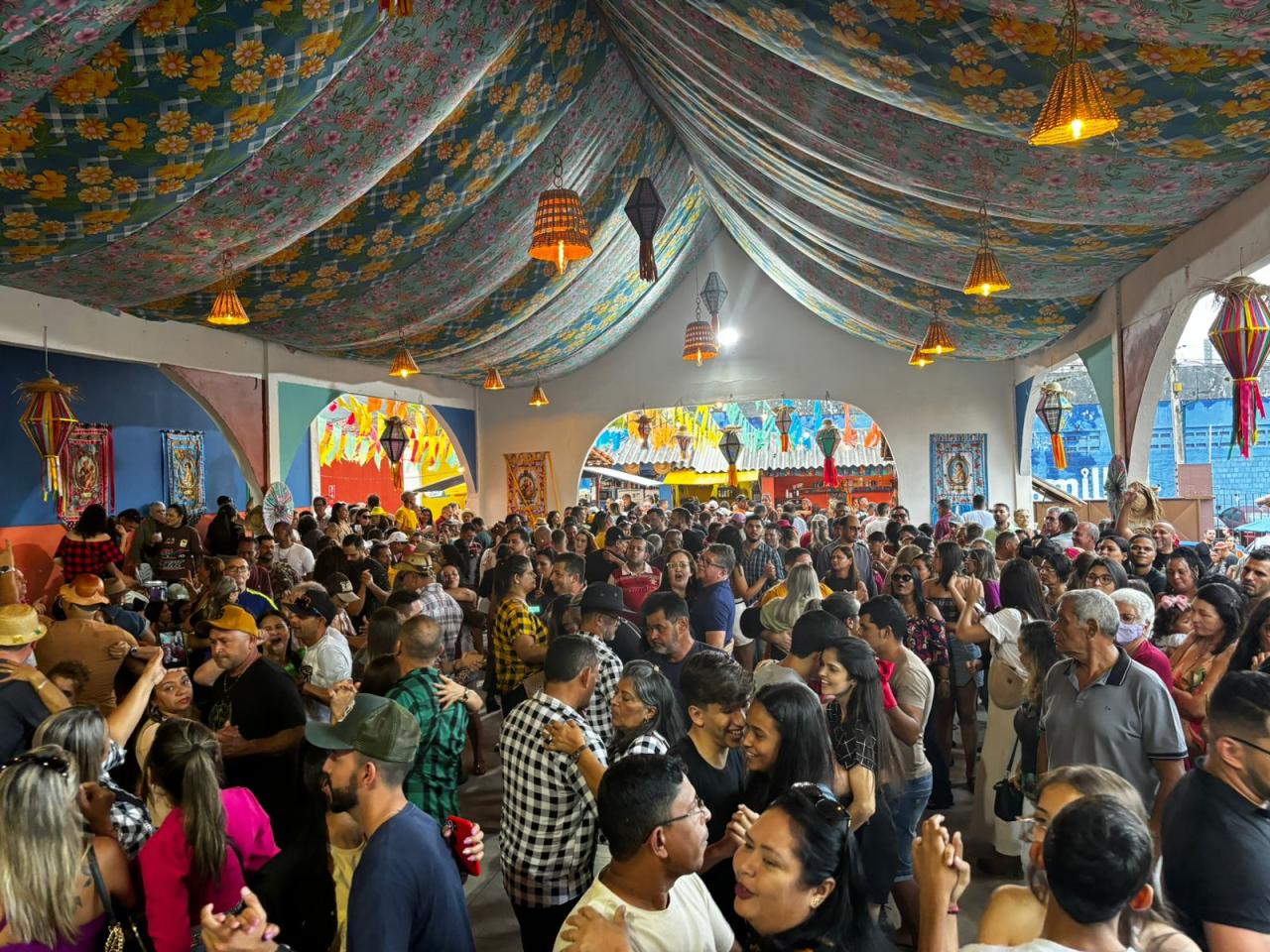 Vila do Artesão divulga programação de shows para semana do São João