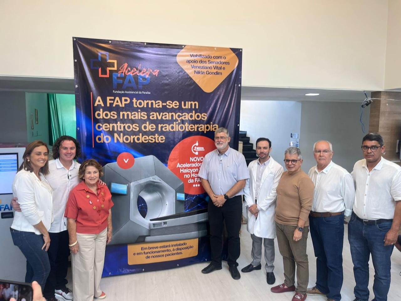 Com R$ 8 milhões em emendas de Veneziano e Nilda, FAP adquire mais moderno acelerador linear do mundo e dobra atendimentos diários em oncologia.