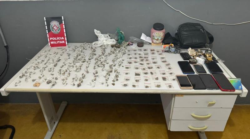 Em Cuité, Polícia Militar desarticula ponto de tráfico e prende envolvidos com drogas
