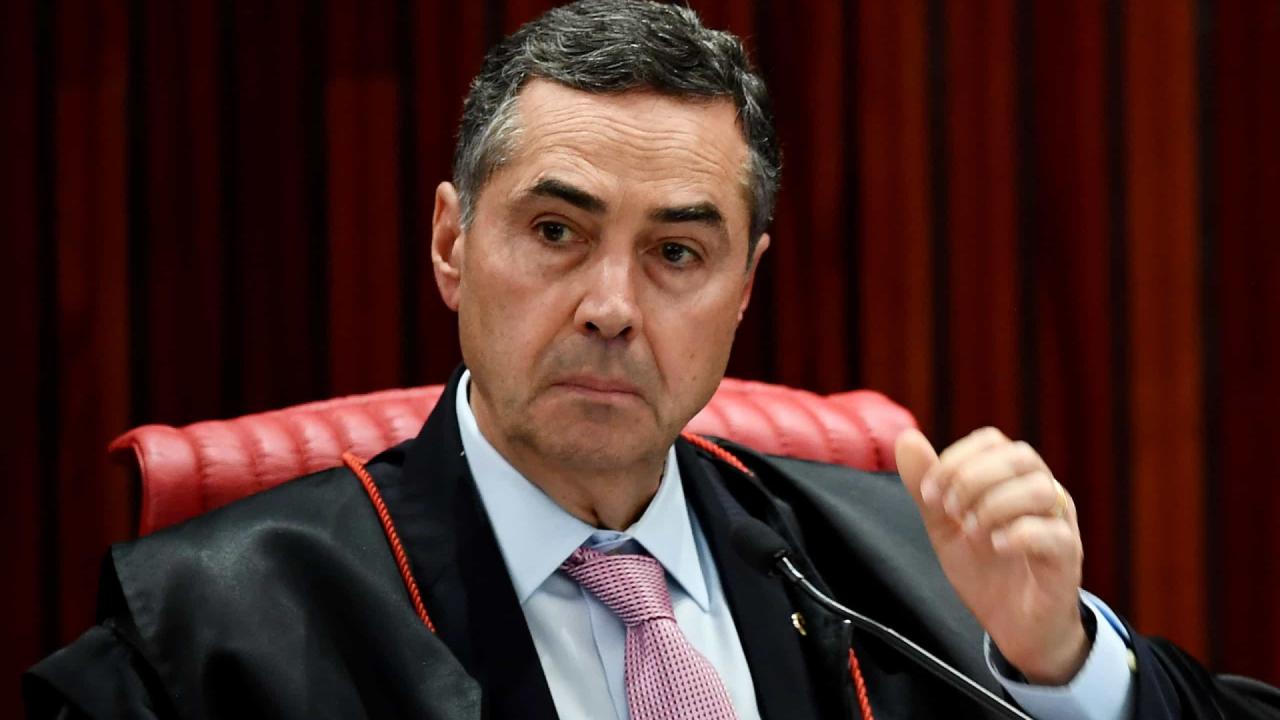 Barroso diz que decisões do STF atrapalharam combate à corrupção no país