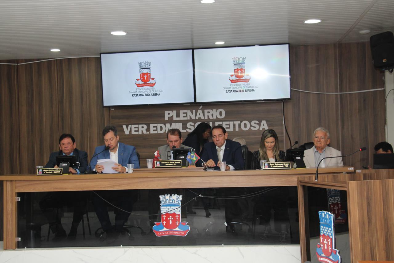 Assembleia celebra 50 anos da CDL de Cajazeiras em sessão especial