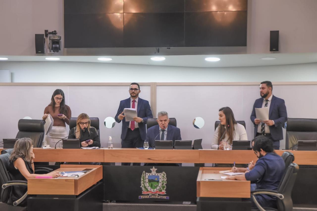 CCJ aprova projeto que reconhece como Patrimônio Cultural as obras de Biliu de Campina