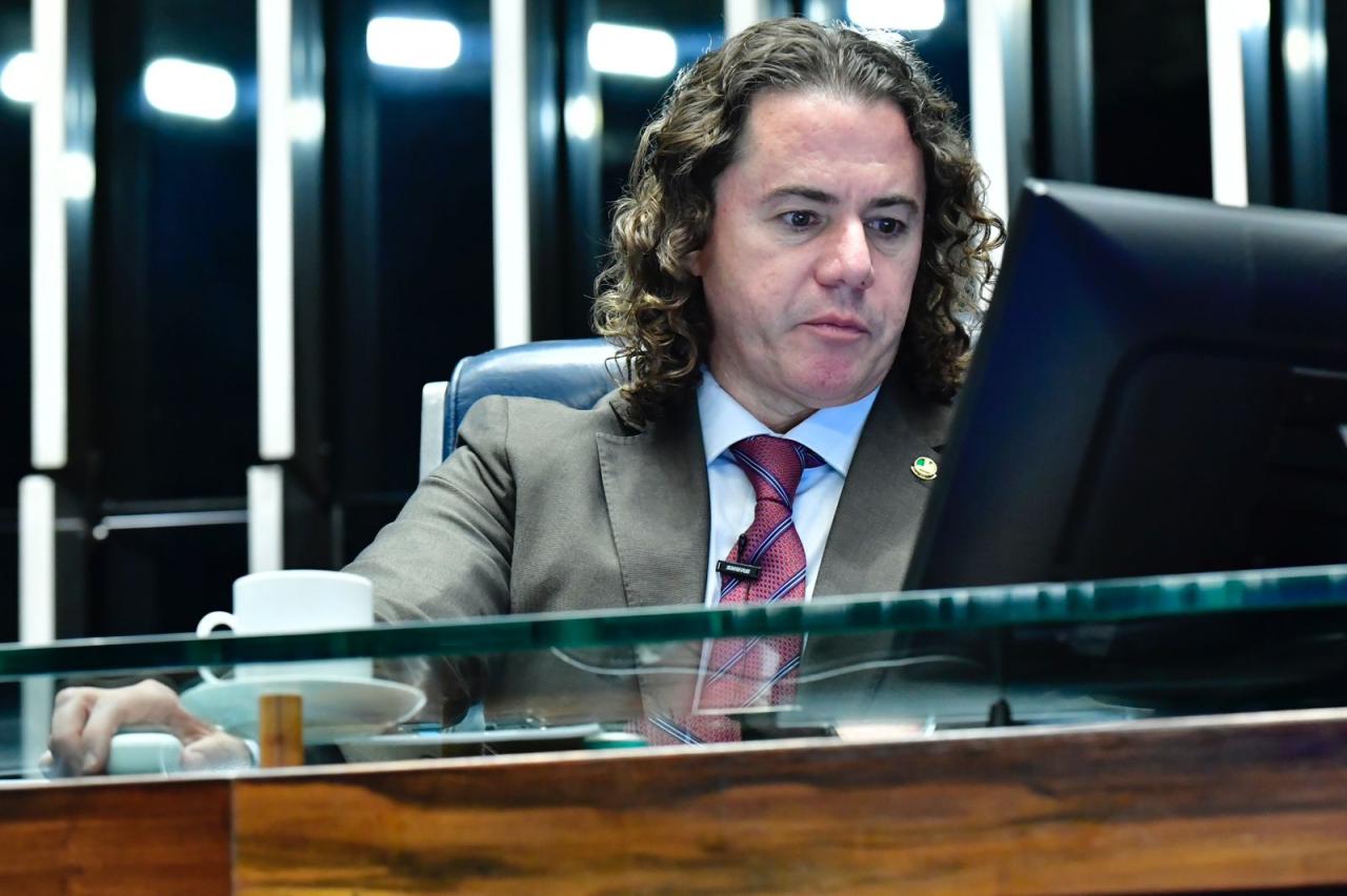 Proposta de Veneziano que facilita acesso de agricultores familiares a Institutos Federais é aprovada no Senado