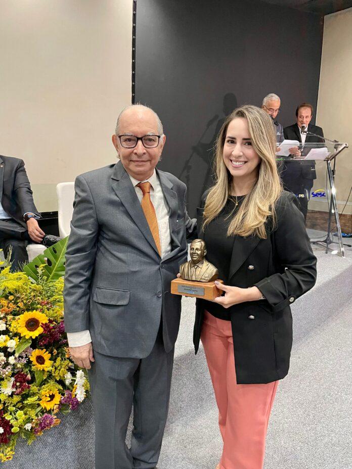 Natal Iluminado de Campina Grande é premiado pela Abrajet-PB
