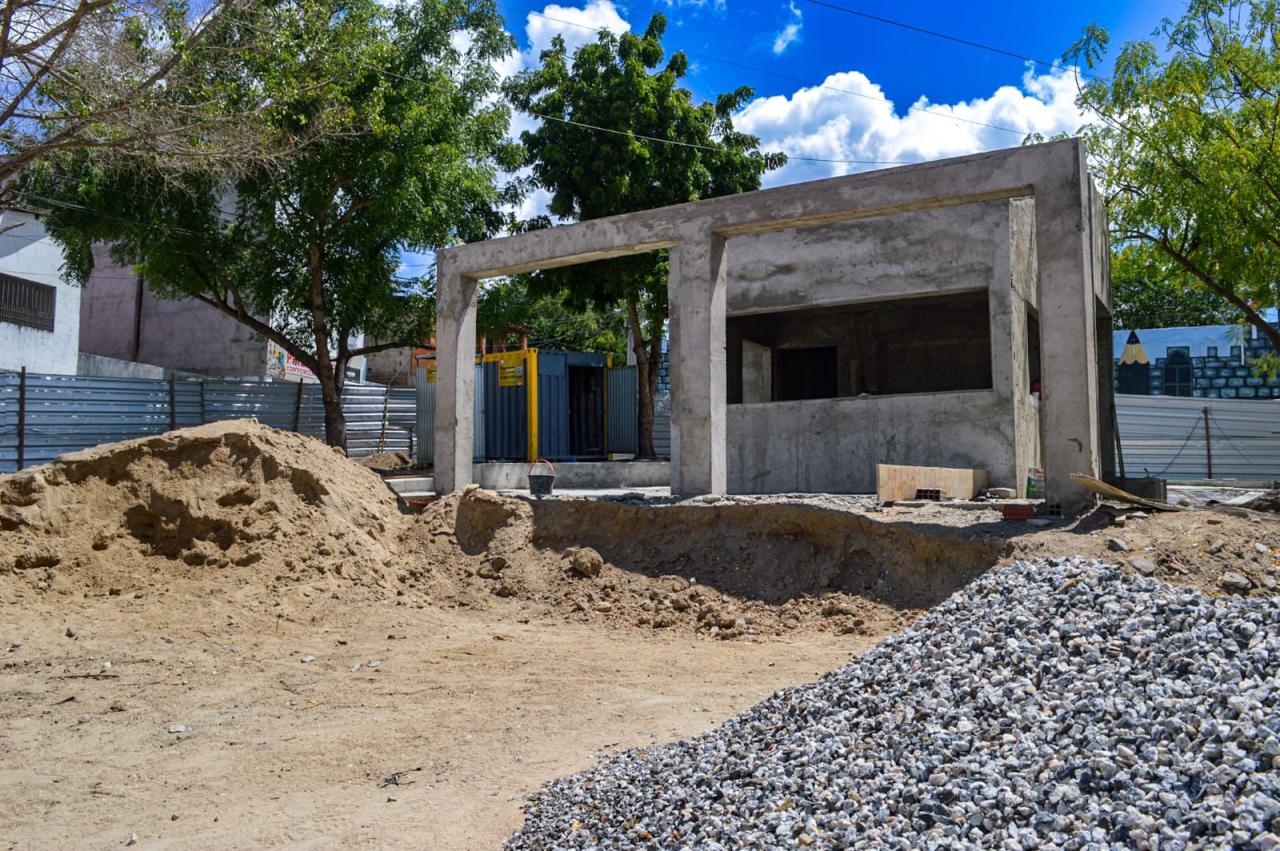 Obras de revitalização da Praça Manoel da Costa Cirne, no Pedregal, entram na reta final e devem ser entregues no próximo mês