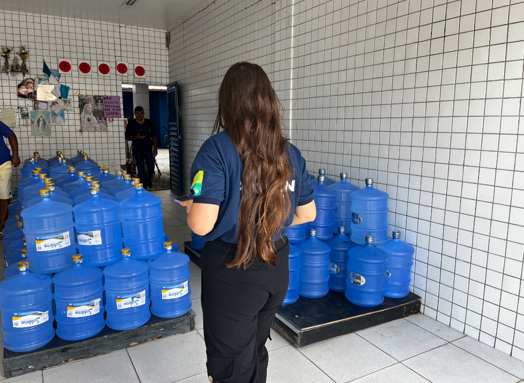 Pesquisa do Procon de Campina Grande identifica gás de cozinha por R$ 88,00 e água mineral por R$ 7,50
