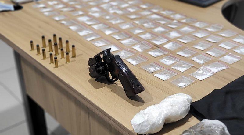 Polícia Militar apreende arma e drogas durante reforço no bairro de Gramame – JP