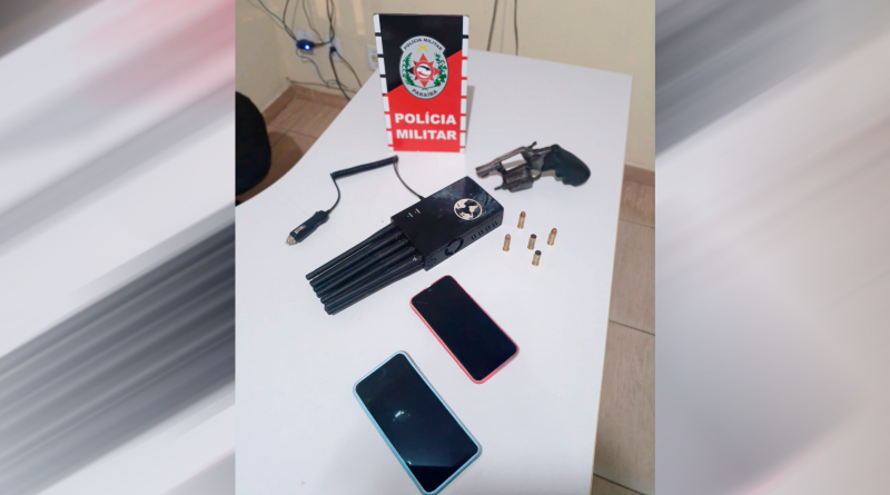 Polícia Militar prende dois suspeitos por roubo no litoral sul