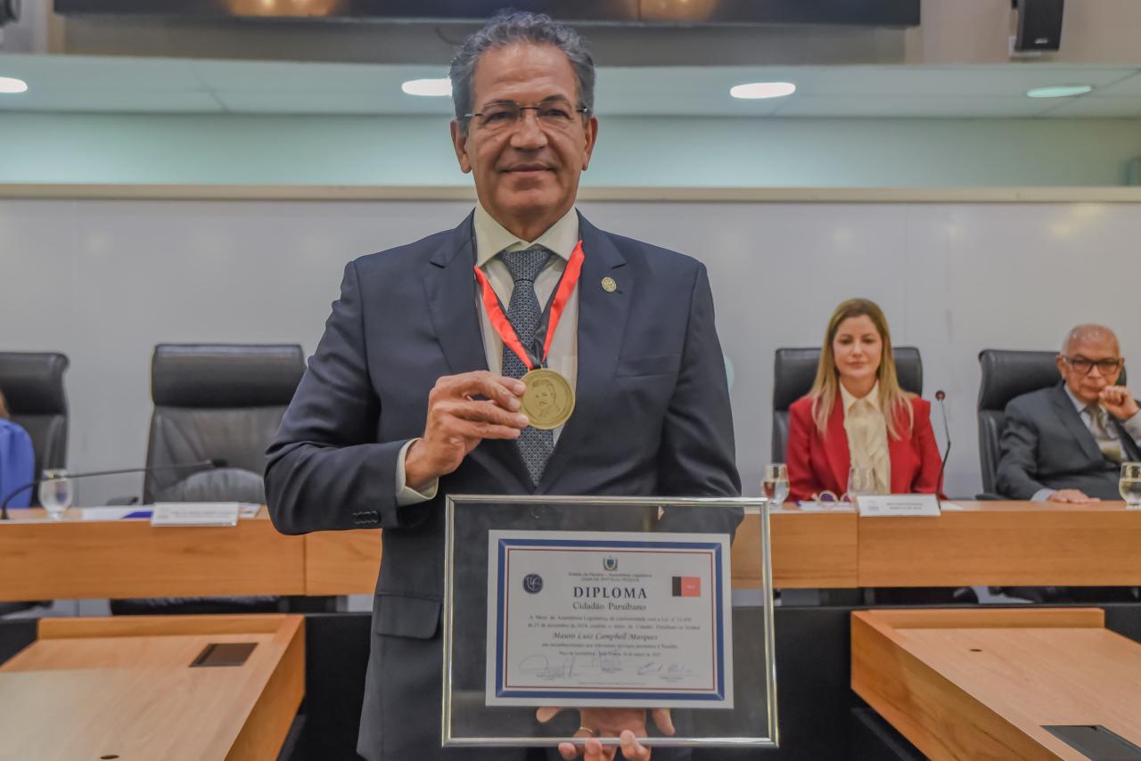 ALPB concede cidadania paraibana e medalha Epitácio Pessoa ao ministro do STJ, Mauro Campbell
