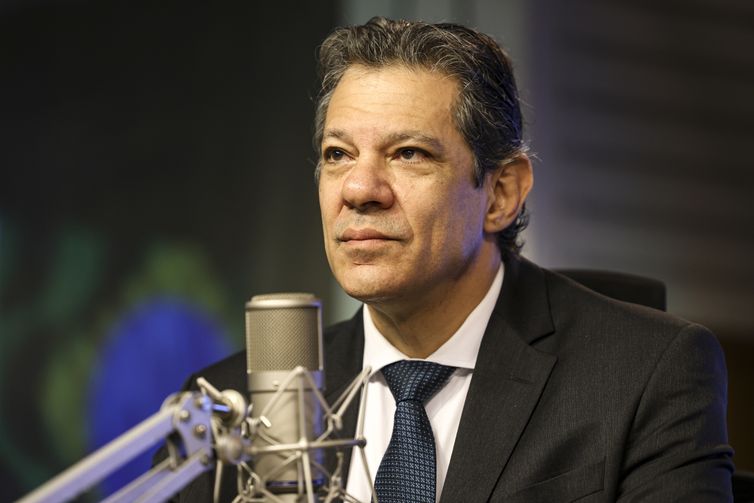 Haddad diz que governo não pretende mudar regras do arcabouço fiscal