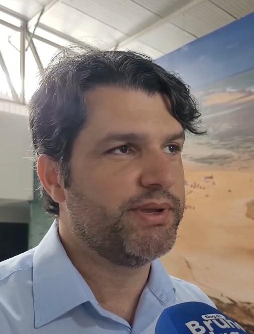 Leo Bezerra deve assumir presidência do PSB em João Pessoa
