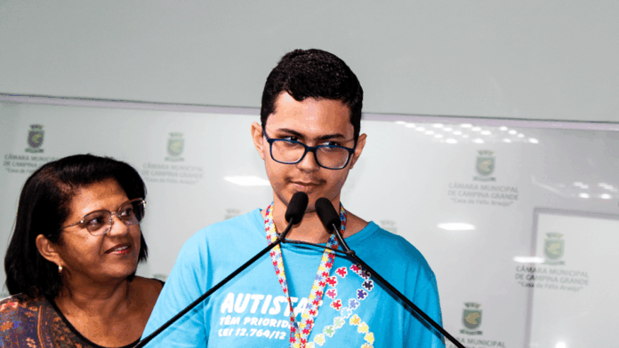 CMCG realiza Sessão Especial Alusiva a Conscientização do Autismo