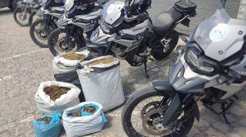 FORÇA TOTAL: Polícia Militar apreende 50 quilos de drogas com acusados com vasta ficha criminal