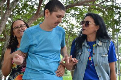 Prefeitura de Campina Grande reforça atendimento a pessoas autistas e celebra avanços no Dia Mundial de Conscientização do Autismo