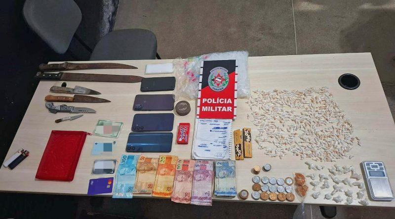 Polícia Militar prende trio que estaria atuando no tráfico de drogas na zona norte de Cajazeiras