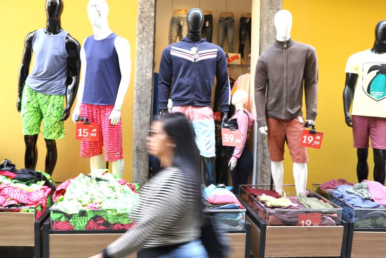 Dia dos Namorados deve movimentar R$ 324,8 milhões na economia do Rio