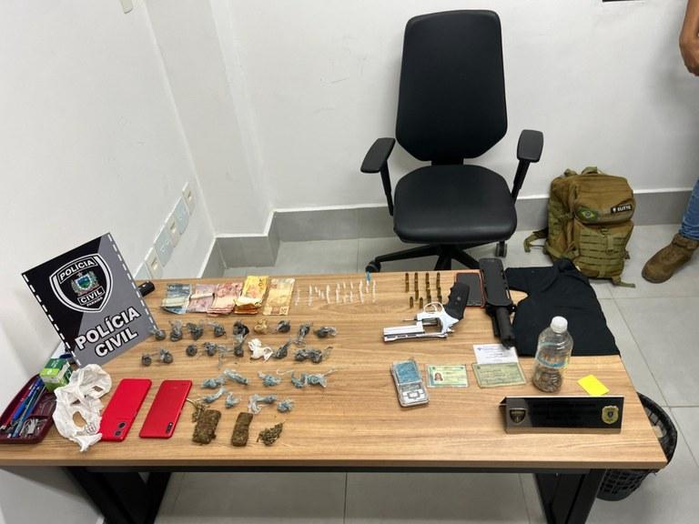 OPERAÇÃO ESCUDO DO AGRESTE: Polícia Civil cumpre mandados de busca e prende três pessoas acusadas de tráfico e porte ilegal de arma de fogo