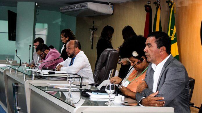 Vereadores repercutem anúncio de revitalização da linha férrea em Campina Grande