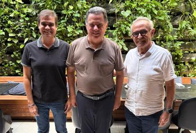 Cícero Lucena cita conflitos no PP e revela convite oficial do PSDB