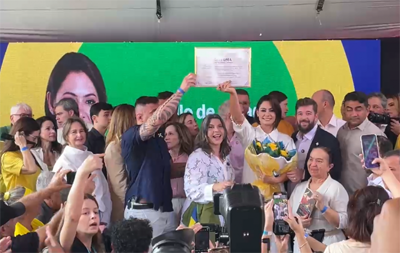 Com Efraim, Michelle Bolsonaro recebe título de cidadã pessoense durante inauguração da nova sede do PL em João Pessoa