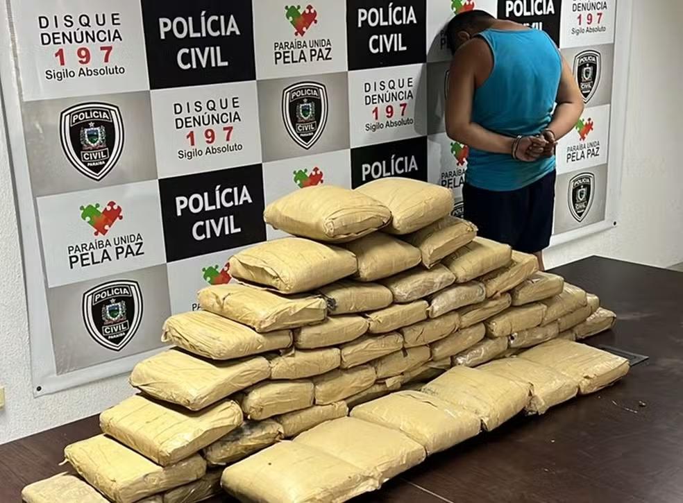 Homem é preso com 50 kg de maconha colombiana em rodovia de Bayeux, na Grande João Pessoa