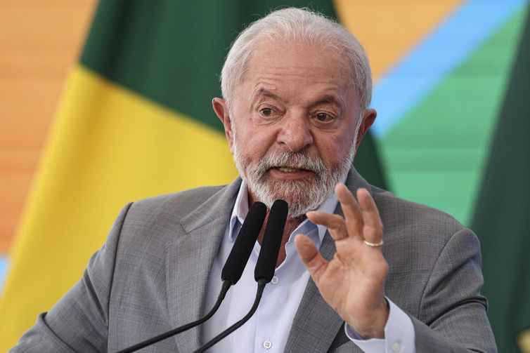 Lula quer decisão conjunta do Brics sobre tarifas dos Estados Unidos