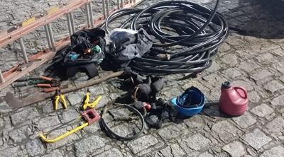 Polícia Militar prende suspeitos de furtar fios nas ruas da cidade de Campina Grande
