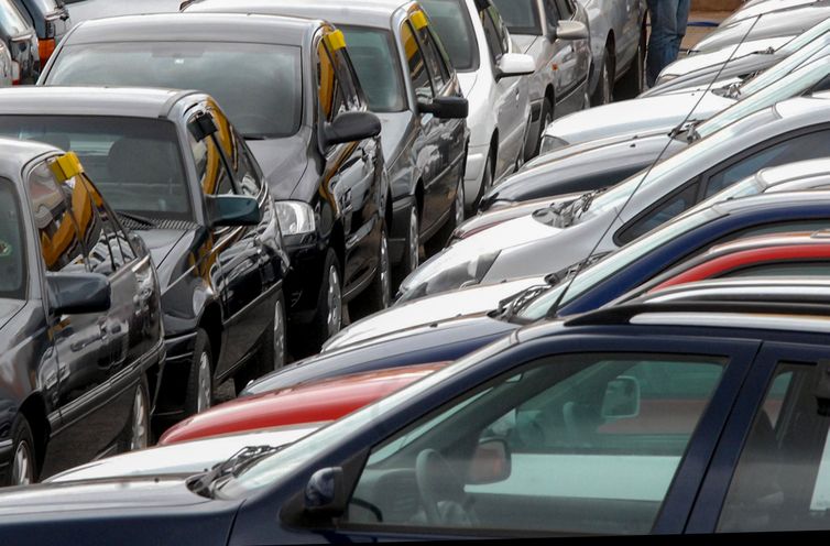 Exportações de veículos automotores tem alta em agosto